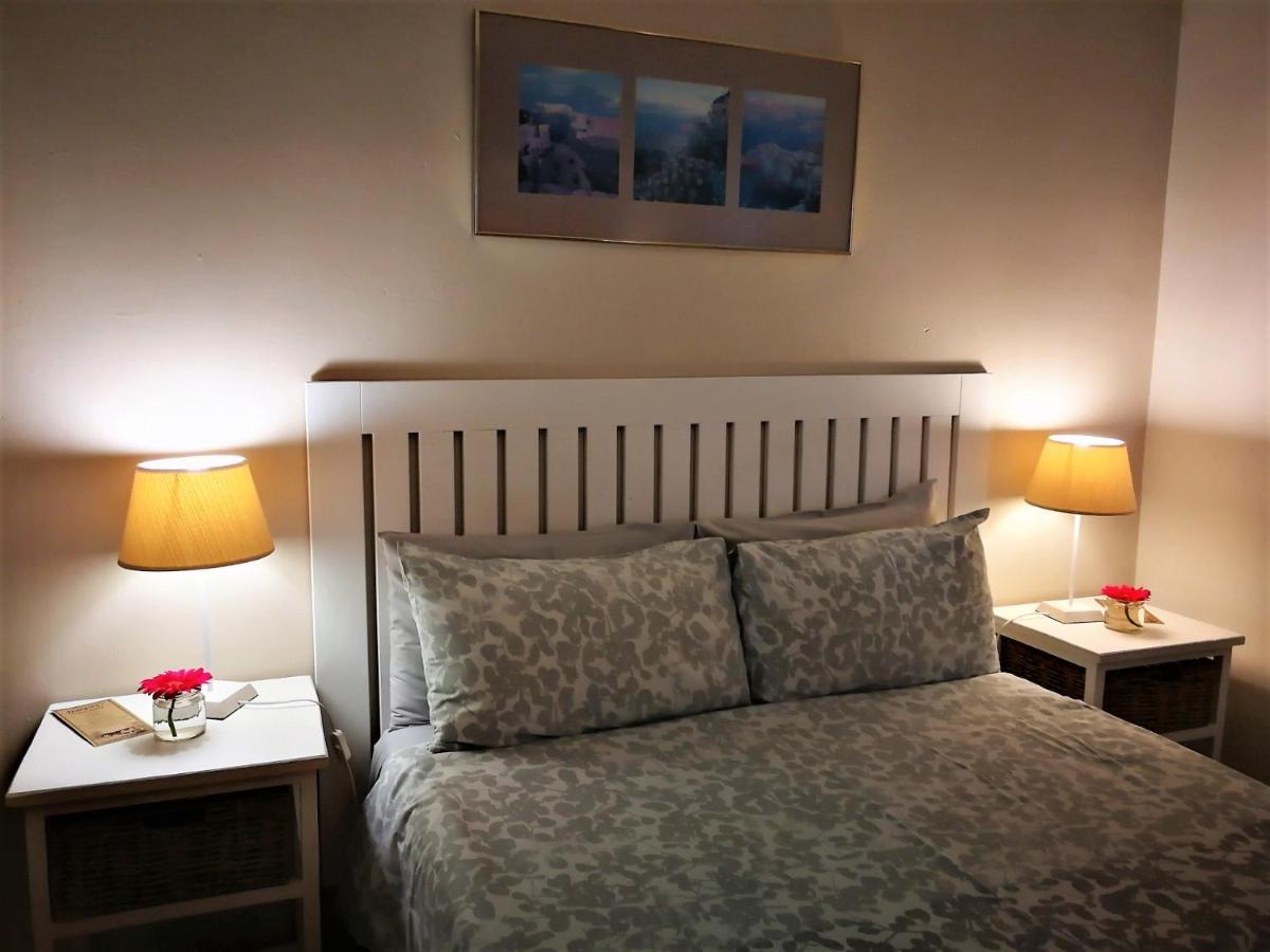 Dempsey'S Self-Catering Guest House Port Elizabeth Ngoại thất bức ảnh