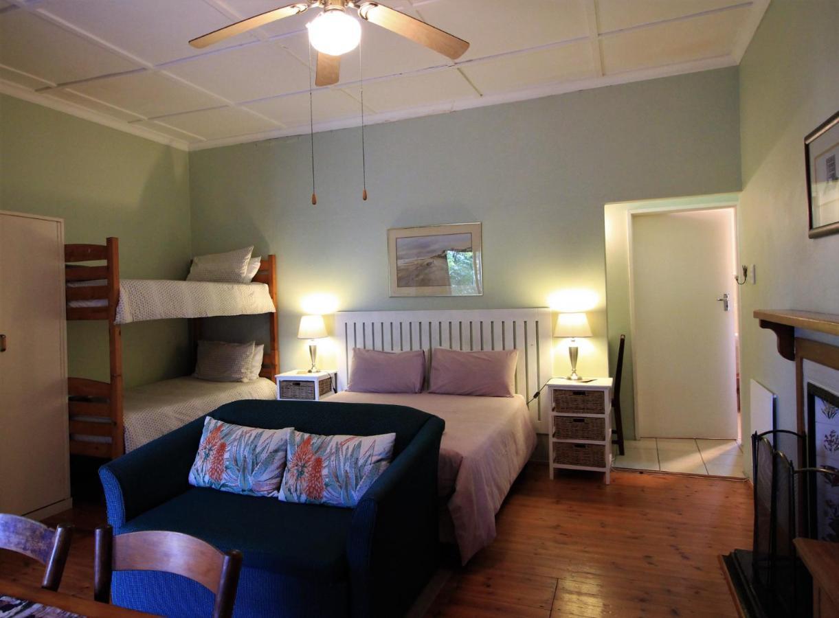 Dempsey'S Self-Catering Guest House Port Elizabeth Ngoại thất bức ảnh