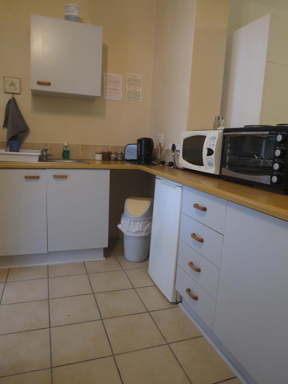 Dempsey'S Self-Catering Guest House Port Elizabeth Ngoại thất bức ảnh