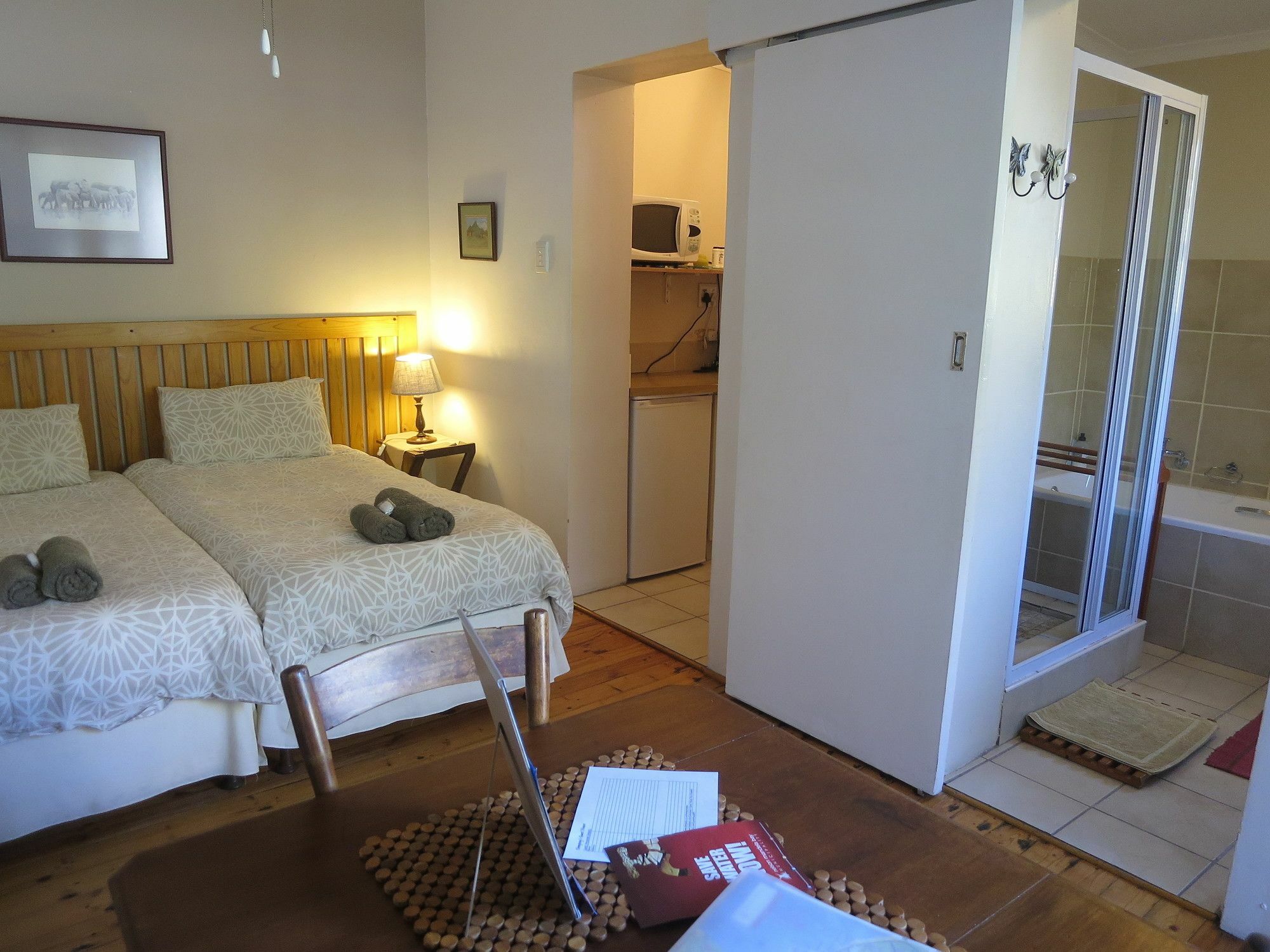 Dempsey'S Self-Catering Guest House Port Elizabeth Ngoại thất bức ảnh