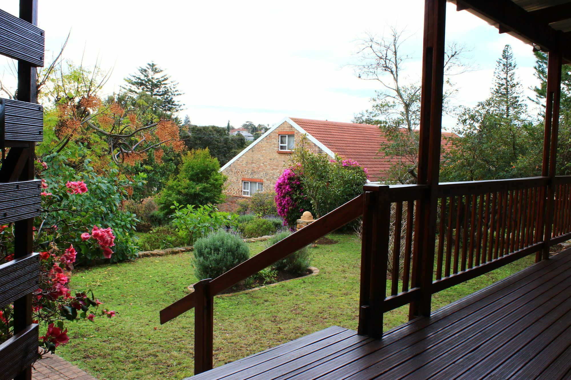Dempsey'S Self-Catering Guest House Port Elizabeth Ngoại thất bức ảnh
