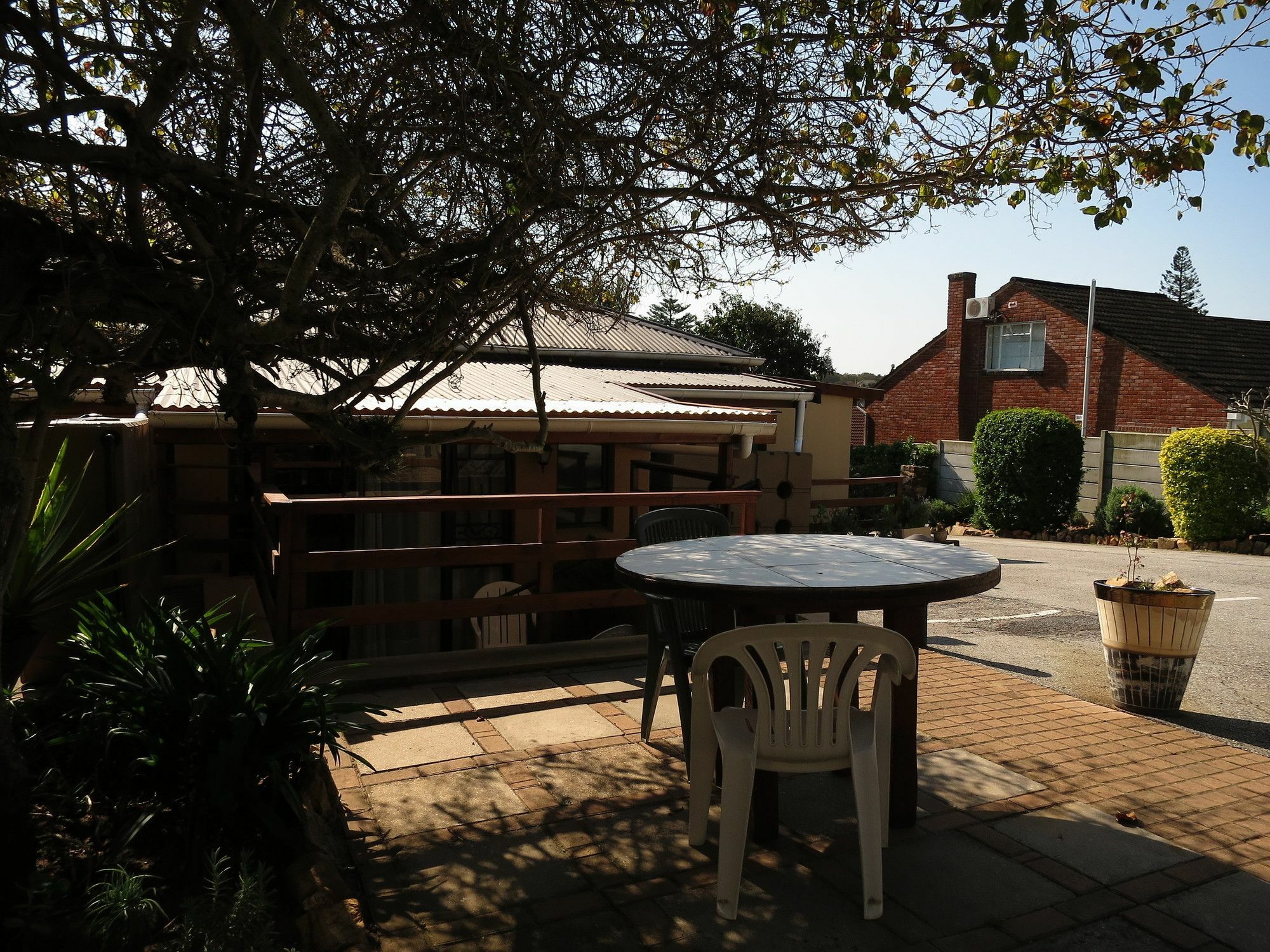 Dempsey'S Self-Catering Guest House Port Elizabeth Ngoại thất bức ảnh